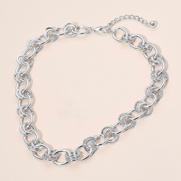 Chunky Link Chain Necklace (NWT) - Picture 3 of 3